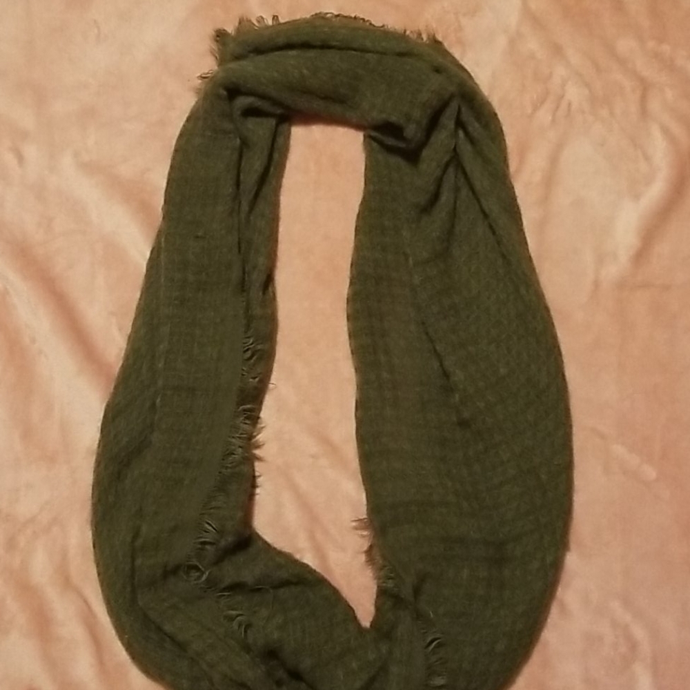 Infinity scarf